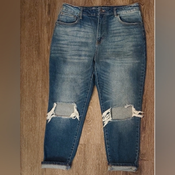 No Boundaries Denim - No Boundaries Dark Wash Straight Leg Jeans Busted Knee Distressed Size 15 Denim